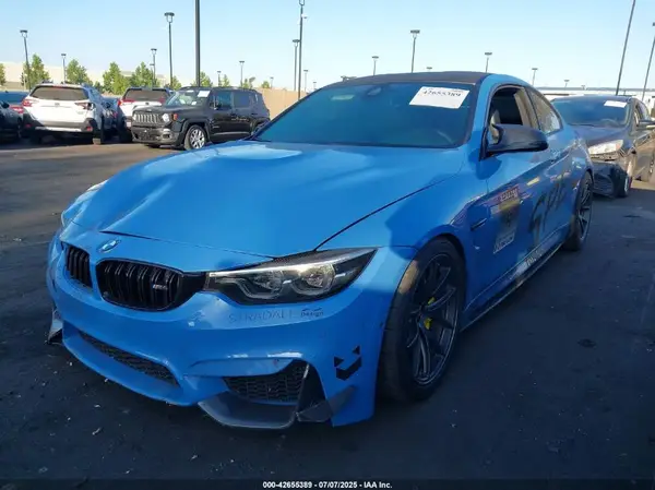 WBS4Y9C52JAC86592 2018 BMW M4 - Image 2