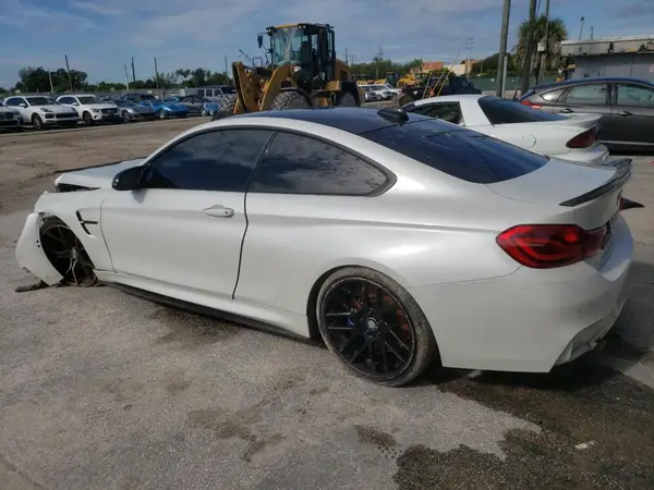 WBS4Y9C52JAC87631 2018 BMW M4 - Image 2