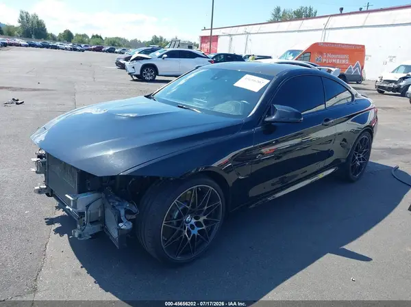 WBS4Y9C53JAC87427 2018 BMW M4 - Image 2