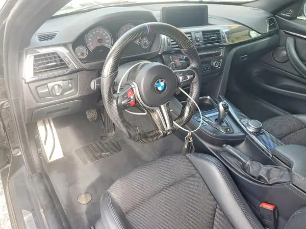 WBS4Y9C53JAC87637 2018 BMW M4 - Image 8