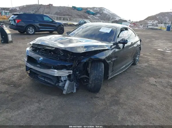 WBS4Y9C53JAC87878 2018 BMW M4 - Image 2