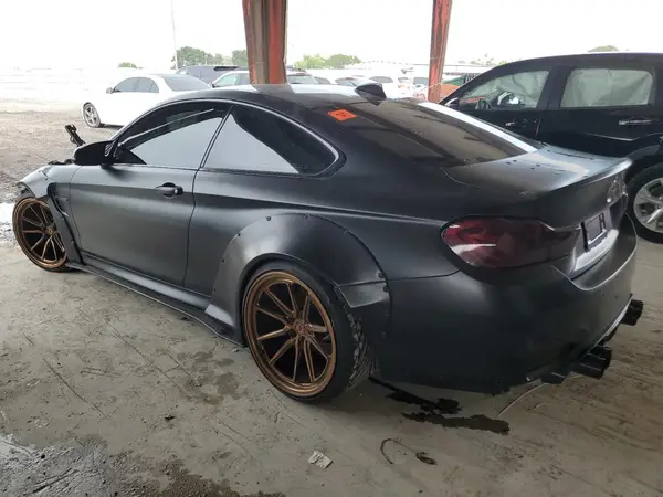 WBS4Y9C54JAA92470 2018 BMW M4 - Image 2