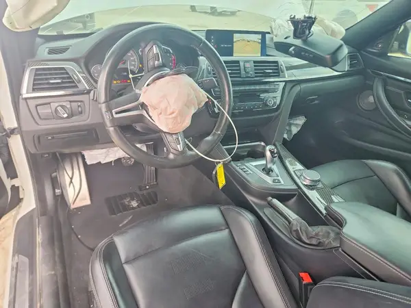 WBS4Y9C54JAG66646 2018 BMW M4 - Image 8