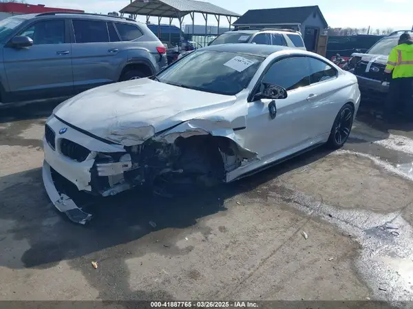 WBS4Y9C56JAA92518 2018 BMW M4 - Image 2