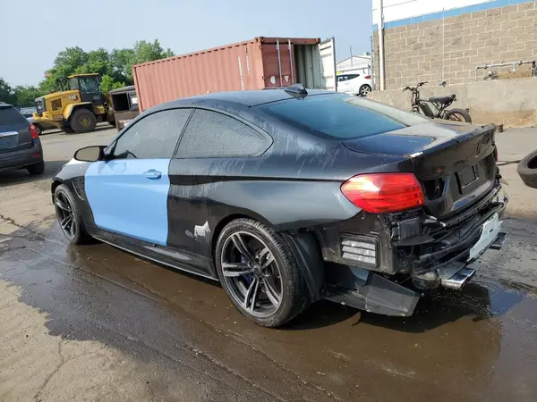 WBS4Y9C57JAC86362 2018 BMW M4 - Image 2