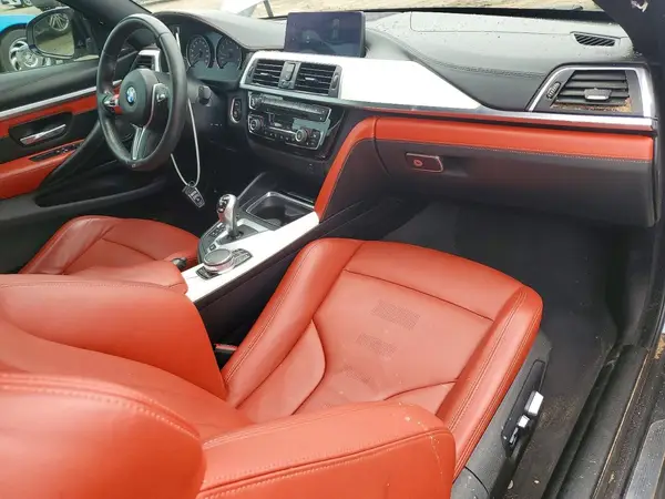 WBS4Y9C57JAC87155 2018 BMW M4 - Image 8