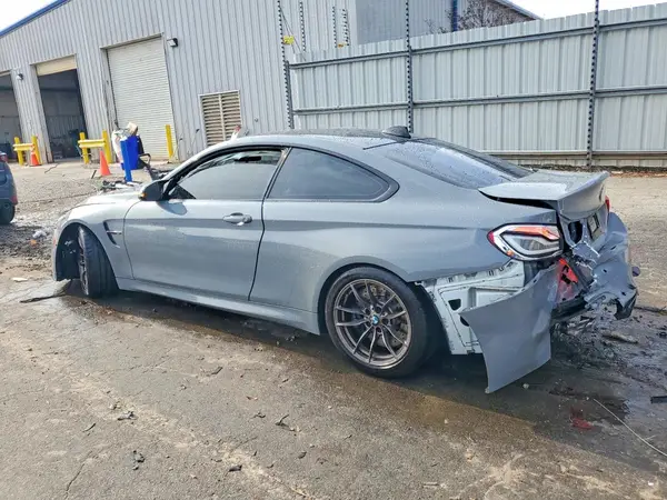 WBS4Y9C57KAH82912 2019 BMW M4 - Image 2