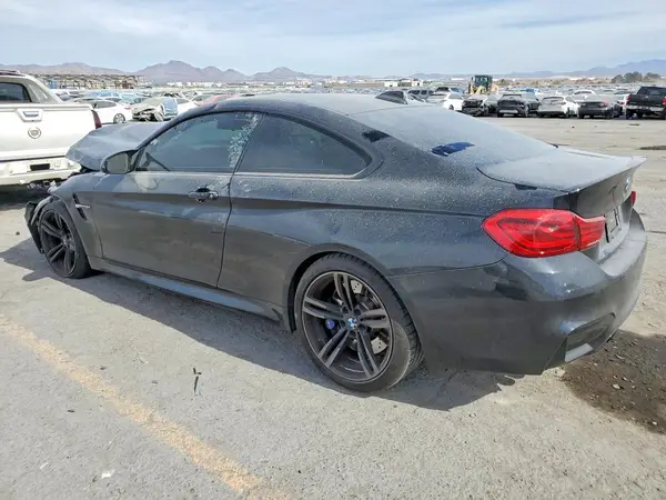WBS4Y9C59JAA85868 2018 BMW M4 - Image 2