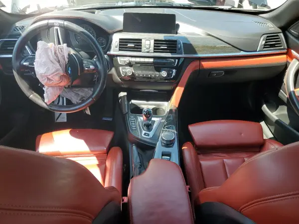 WBS4Z9C57JEA24380 2018 BMW M4 - Image 8