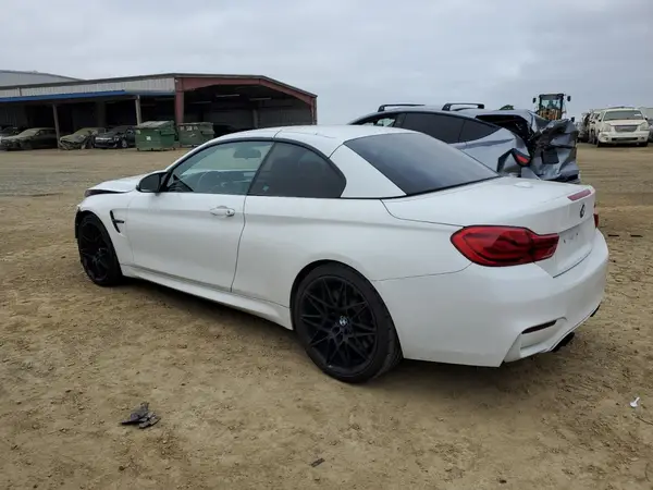 WBS4Z9C58JEA24372 2018 BMW M4 - Image 2