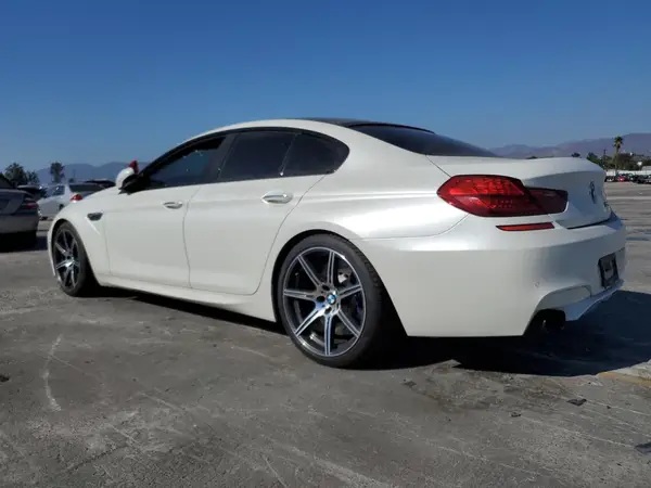 WBS6E9C50HG437421 2017 BMW M6 - Image 2