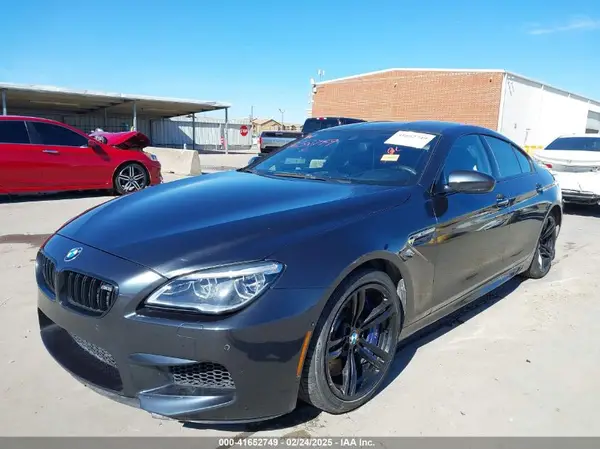 WBS6E9C50JG808325 2018 BMW M6 - Image 2