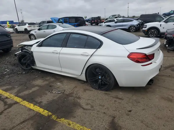 WBS6E9C51GGF92691 2016 BMW M6 - Image 2
