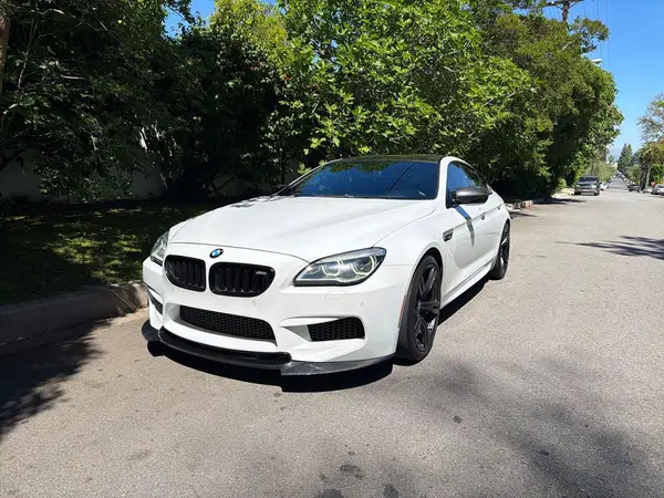 WBS6E9C54HG437454 2017 BMW M6 - Image 2