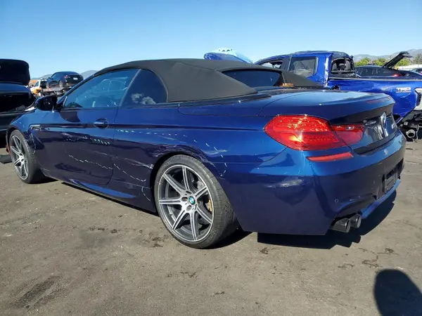 WBS6G9C57JD950215 2018 BMW M6 - Image 2