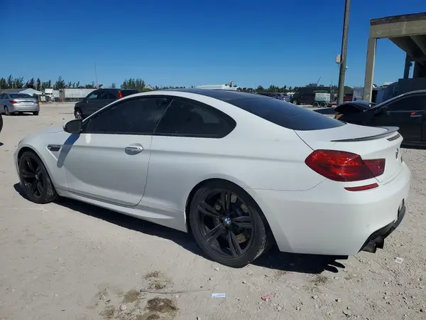 WBS6J9C52GD934692 2016 BMW M6 - Image 2