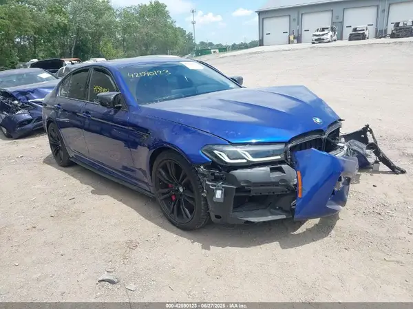 WBS83CH01MCF67835 2021 BMW M5 - Image 1