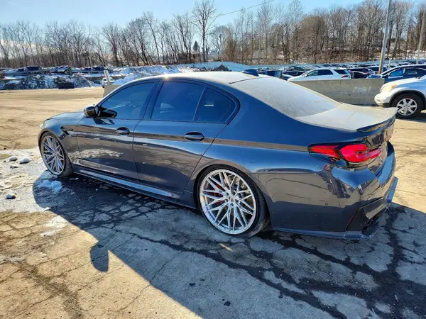 WBS83CH03MCF95698 2021 BMW M5 - Image 2