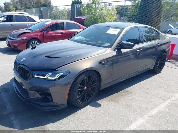 WBS83CH03NCK94802 2022 BMW M5 - Image 2