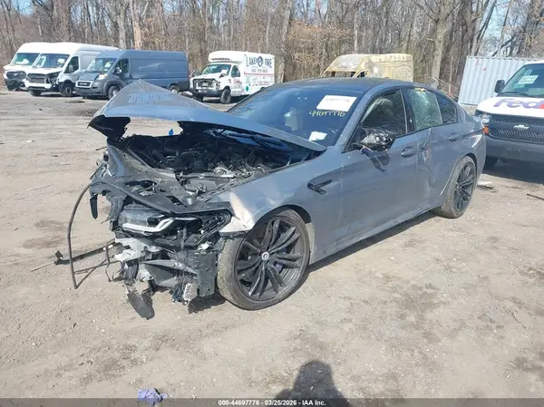 WBS83CH04MCG28224 2021 BMW M5 - Image 2