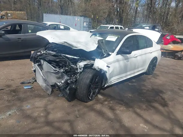 WBS83CH04PCL21461 2023 BMW M5 - Image 2