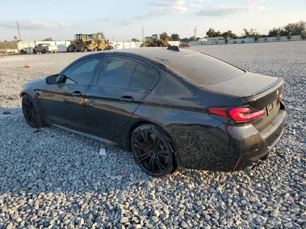 WBS83CH05NCH59356 2022 BMW M5 - Image 2