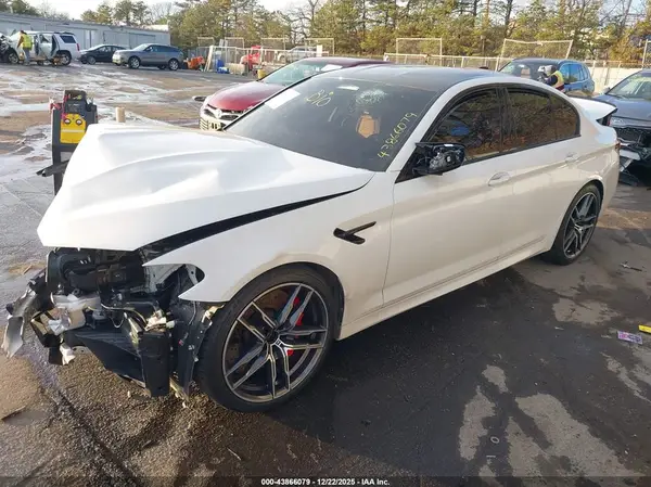WBS83CH05PCN31955 2023 BMW M5 - Image 2