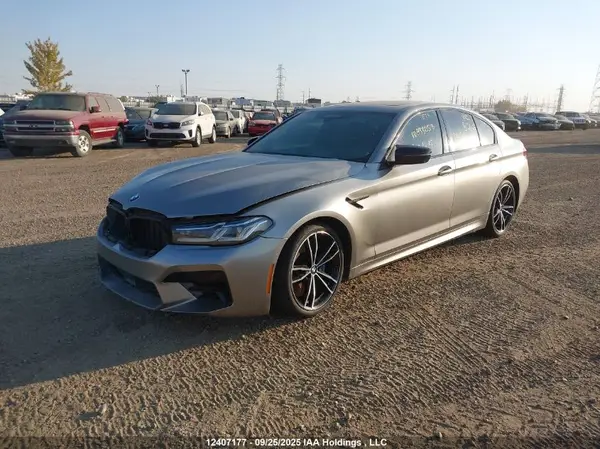 WBS83CH06MCF38086 2021 BMW M5 - Image 2