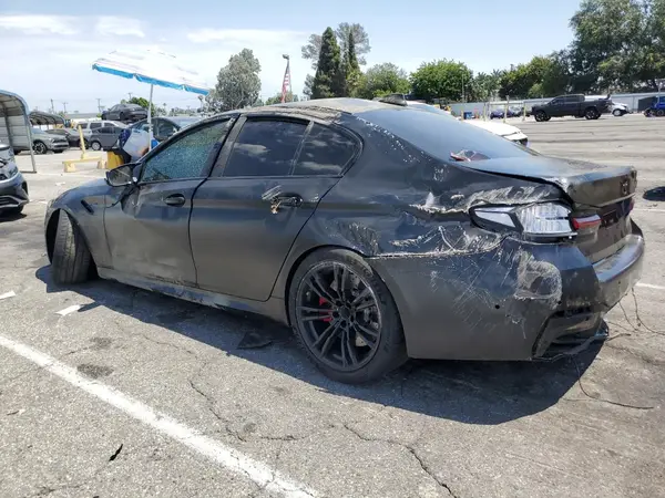 WBS83CH07NCH64977 2022 BMW M5 - Image 2