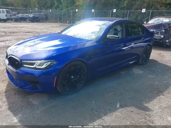 WBS83CH08MCF69064 2021 BMW M5 - Image 2