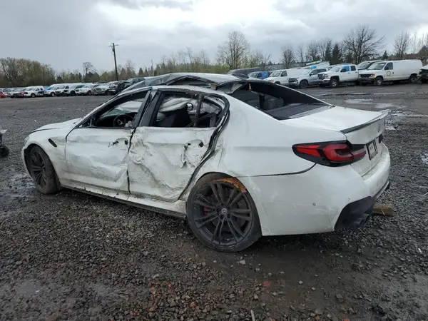 WBS83CH08NCK37012 2022 BMW M5 - Image 2