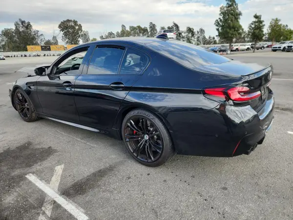 WBS83CH08PCL28431 2023 BMW M5 - Image 2