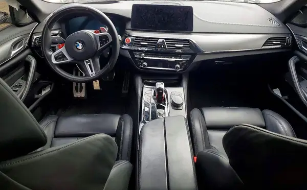 WBS83CH08PCN02918 2023 BMW M5 - Image 8