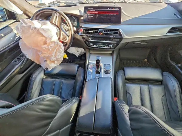WBS83CH09NCK97283 2022 BMW M5 - Image 8