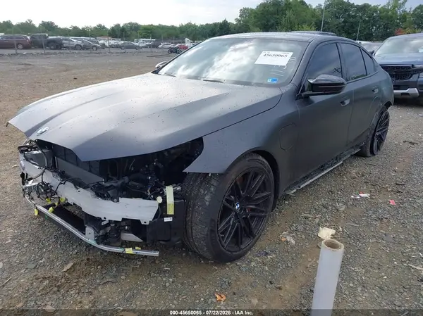 WBS83FK00TCU95645 2026 BMW M5 - Image 2