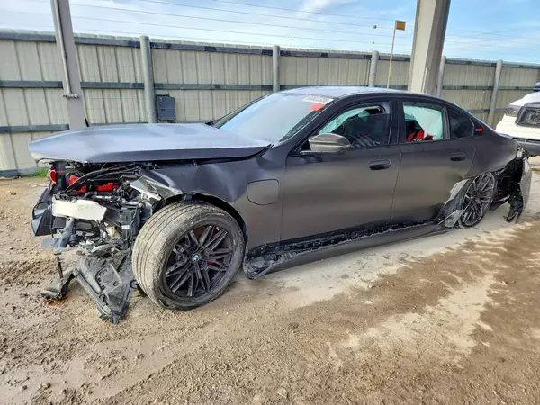 WBS83FK02SCT94024 2025 BMW M5 - Image 1