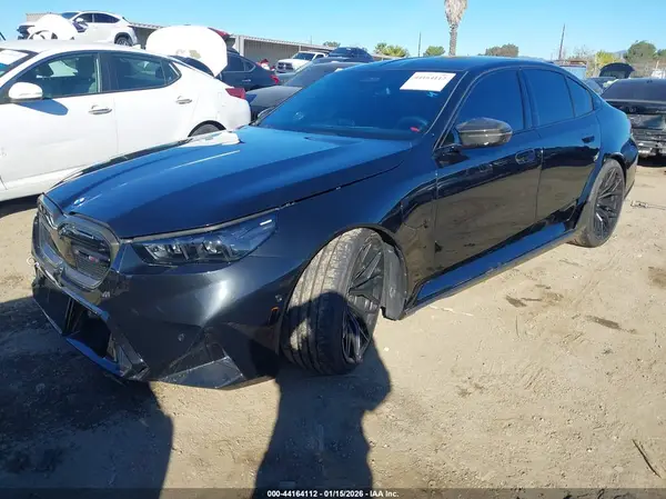 WBS83FK03TCV38309 2026 BMW M5 - Image 2