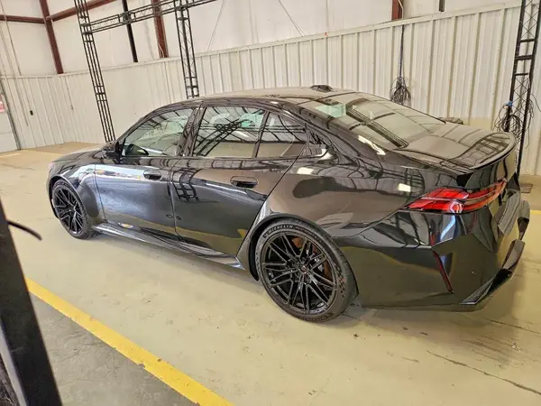 WBS83FK05TCV11581 2026 BMW M5 - Image 2