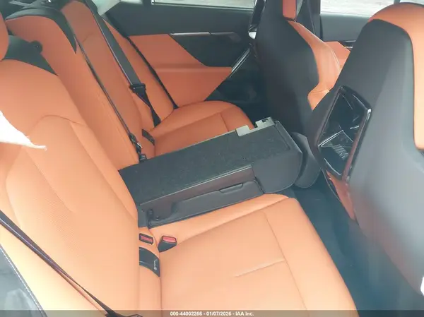 WBS83FK05TCW09929 2026 BMW M5 - Image 8