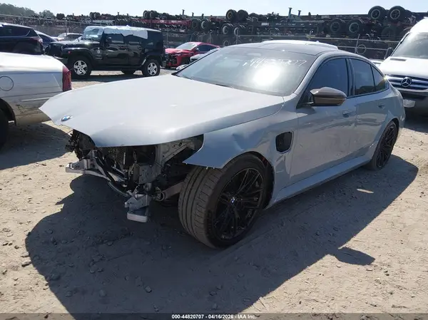 WBS83FK0XTCV12662 2026 BMW M5 - Image 2