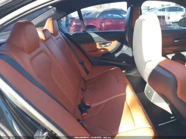 WBS8M9C35H5G85219 2017 BMW M3 - Image 8