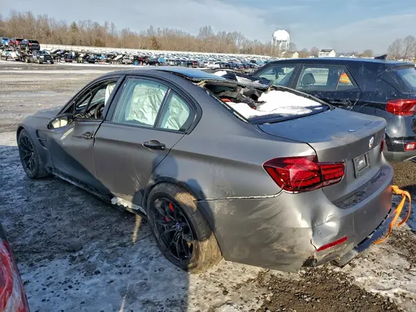 WBS8M9C36H5G85763 2017 BMW M3 - Image 2