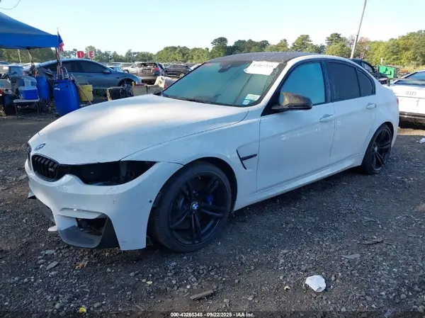 WBS8M9C38H5G85599 2017 BMW M3 - Image 2