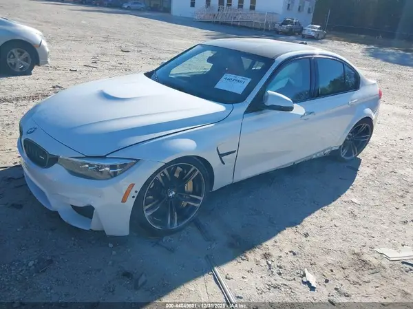 WBS8M9C51J5K98817 2018 BMW M3 - Image 2