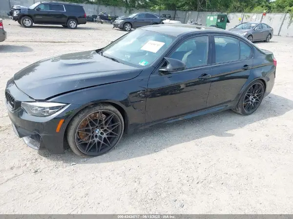 WBS8M9C53J5L01183 2018 BMW M3 - Image 2