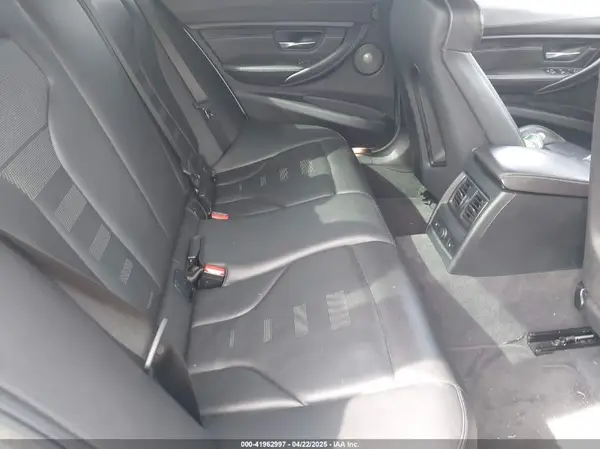 WBS8M9C55H5G84685 2017 BMW M3 - Image 8