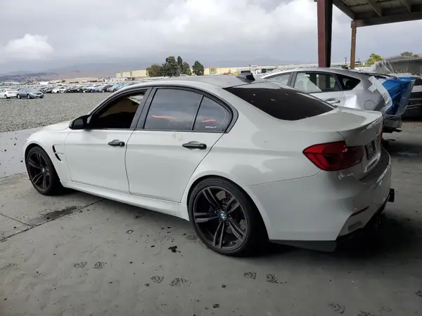 WBS8M9C57J5L00831 2018 BMW M3 - Image 2