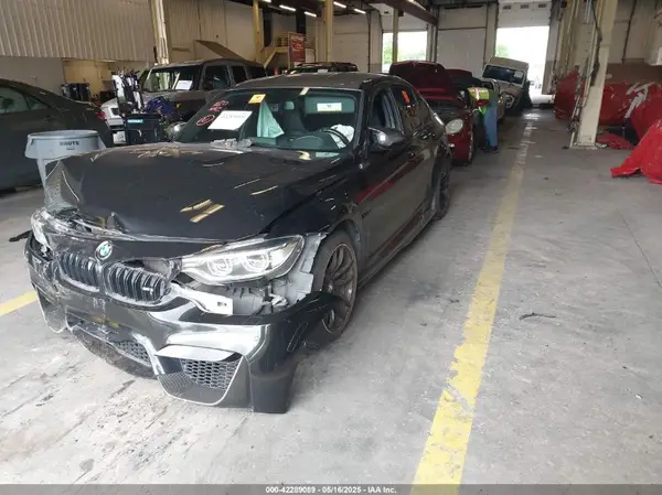 WBS8M9C58H5G41961 2017 BMW M3 - Image 2