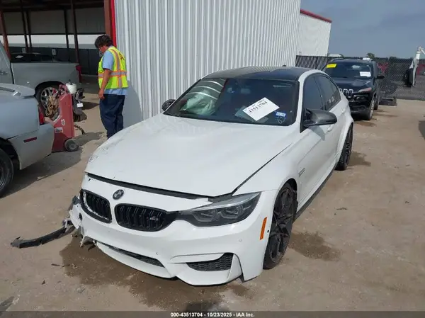 WBS8M9C58J5L01017 2018 BMW M3 - Image 2