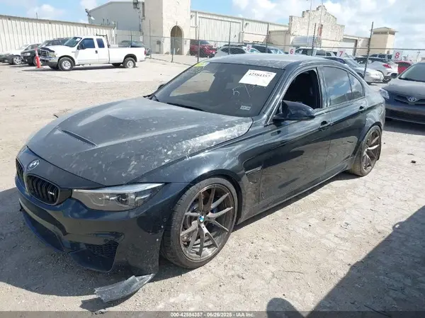 WBS8M9C5XJ5J78739 2018 BMW M3 - Image 2